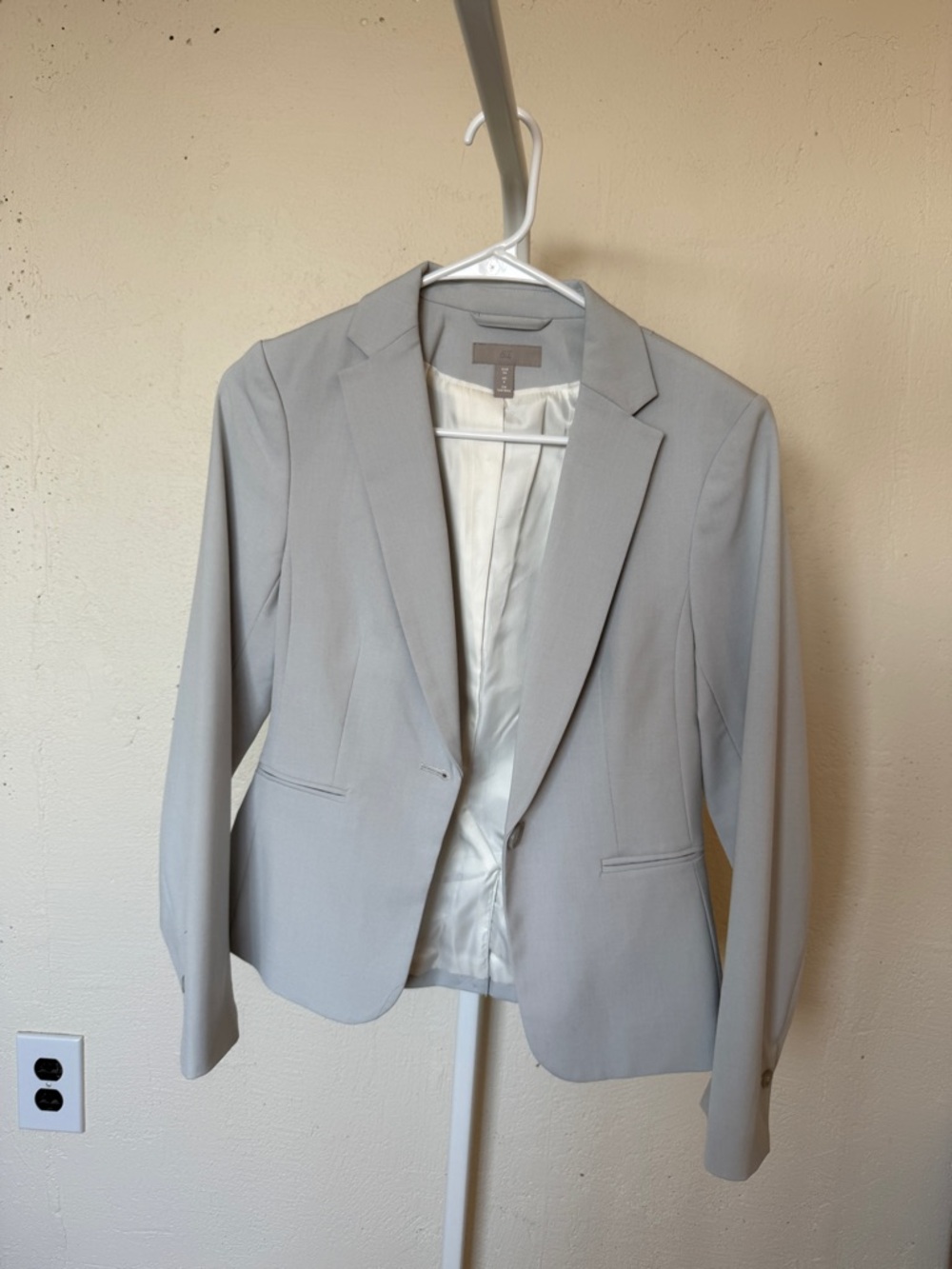 H&M Light Gray Tailored Blazer